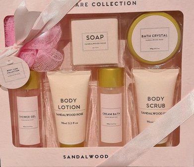 Geschenkset SANDALWOOD ROSE - Roze - Kunststof / Karton - Set van 7 - Cadeau - Cadeauset - Geschenkset - Kerstcadeau - Sinterkl