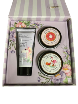 Beauticology Super Mom Geschenkset - Mama - Moederdag - Cadeau Pakket - Douchegel / Body Butter / Bad Kristal - Paars - Met Roset