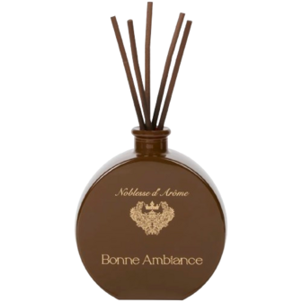 Luxe Geurstokjes PURE GOLD PURITY - Bruin / Goud - 1000 ml - Noten Houtachtige Geur - Vegan - Gedraaide geurstokjes voor optima