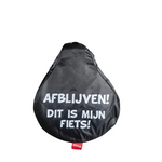  Zadelovertrek met tekst '' Afblijven dit is mijn fiets  '' - Zwart / Wit - PVC - Rekbaar - Zadelho