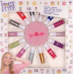I Love My Style Lipgloss Set - Multicolor - 14 Kleuren Met Keuze Pijl - Vanaf 6 jaar - 22 x 22 cm I Love My Style Lipgloss Set - Multicolor - 14 Kleuren Met Keuze Pijl - Vanaf 6 jaar - 22 x 22 cm