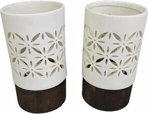 Theelichthouder MIRANDA - Wit / Donkerbruin - Keramiek / Hout - Ø 7.5 x h 14 cm - Set van 2 - Waxinelichthouder – Waxinelicht – Gezellig – Sfeer – Kerst – Feestdagen – Licht – Wintertijd – Herfst – Thuis – Woonkamer – Interieur – Decoratie – Cadeau 