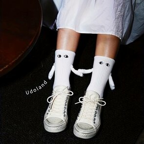 Funny Sokken met magnetische handjes - Wit  One size (geschikt tot maat 39 / 40) - Cadeautip - Kersttip - Verjaardagtip - Funny Socks - Ki