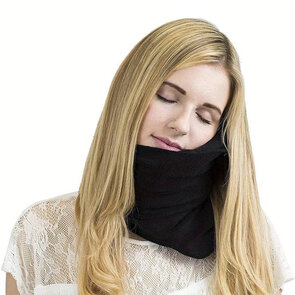Vacation Pillow - Zwart - Fleece Stof - Reiskussen - Met handige opbergzak - Compact en Lichtgewicht - Nekkussen - Opvouwbaar - Ergonomisch Ontwerp - Framehack Reiskussen 