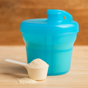 Eiwitpoeder Container - 3 vaks met schenktuit - Blauw - Shakes & Go - Fitness - Gym - Sportschool - Health - Gezond 