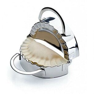 2 in 1 Ravioli Maker - Zilver - Ravioli Vorm en Deeg Uitsteker - Ø 10 cm 2 in 1 Ravioli Maker - Zilver - Ravioli Vorm en Deeg Uitsteker - Ø 10 cm