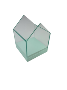 Theelichthouder huisje FLEEK - Groen - Glas - 12 x 12 cm - Waxinelichthouder – Waxinelicht – Gezellig – Sfeer – Kerst – Feestdagen – Licht – Wintertijd – Herfst – Thuis – Woonkamer – Interieur – Decoratie – Cadeau Theelichthouder huisje FLEEK - Groen - Glas - 12 x 12 cm - Waxinelichthouder – Waxinelicht – Gezellig – Sfeer – Kerst – Feestdagen – Licht – Wintertijd – Herfst – Thuis – Woonkamer – Interieur – Decoratie – Cadeau