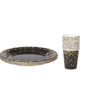 Papieren bekers en borden PARTY COLLECTION NY - oud en nieuw - Zwart Goud - Zwart / Goud - Karton - ⌀ 18 cm - set van 12 bekers en 15 borden - Model stip Papieren bekers en borden PARTY COLLECTION NY - oud en nieuw - Zwart Goud - Zwart / Goud - Karton - ⌀ 18 cm - set van 12 bekers en 15 borden - Model stip