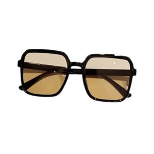 Zonnebril STUDIO 54 VIBES - UV 400 - Zwart / Bruin - Glazen vierkante bril - Normaal Model - Shades - Vrouwen / Heren - Gradient Color - Anti UV - Vintage Model - Kunststof / Polycarbonaat Zonnebril STUDIO 54 VIBES - UV 400 - Zwart / Bruin - Glazen vierkante bril - Normaal Model - Shades - Vrouwen / Heren - Gradient Color - Anti UV - Vintage Model - Kunststof / Polycarbonaat