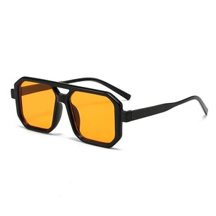 Zonnebril FESTIVAL - UV 400 - Oranje- Glazen vierkante bril - Normaal Model - Shades - Unisex Heren / Vrouwen - Gradient Color - Anti UV - Vintage Model - Kunststof / Polycarbonaat - Zwarte framestokjes Zonnebril FESTIVAL - UV 400 - Oranje- Glazen vierkante bril - Normaal Model - Shades - Unisex Heren / Vrouwen - Gradient Color - Anti UV - Vintage Model - Kunststof / Polycarbonaat - Zwarte framestokjes