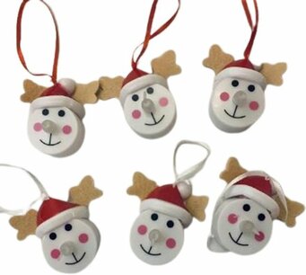 LED Theelichten Rendier - Hangers - Kerst - Rood / Wit - Kunststof - Set van 6 LED Theelichten Rendier - Hangers - Kerst - Rood / Wit - Kunststof - Set van 6